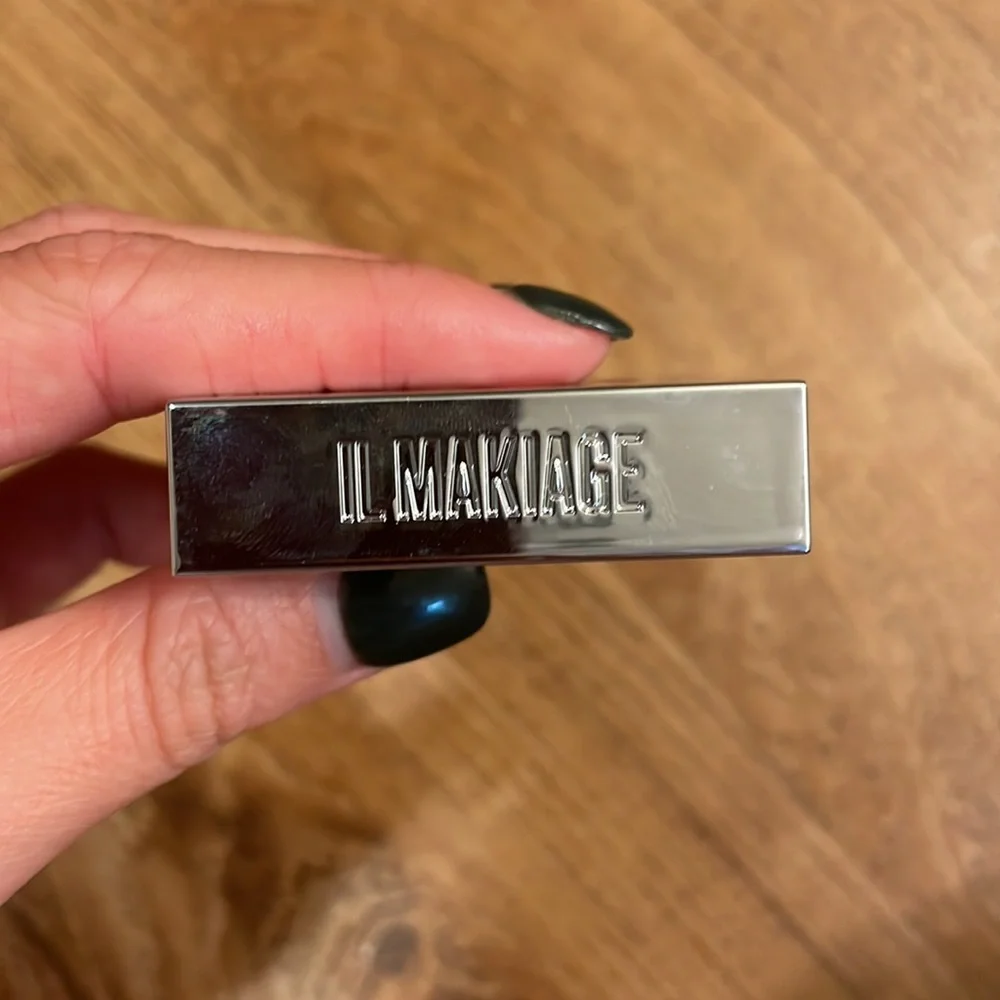 IL Makiage eye shadow / highlighter - Picture 3 of 4